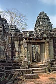 Banteay Kdei temple - towers nad galleries of the inner temple enclosures.